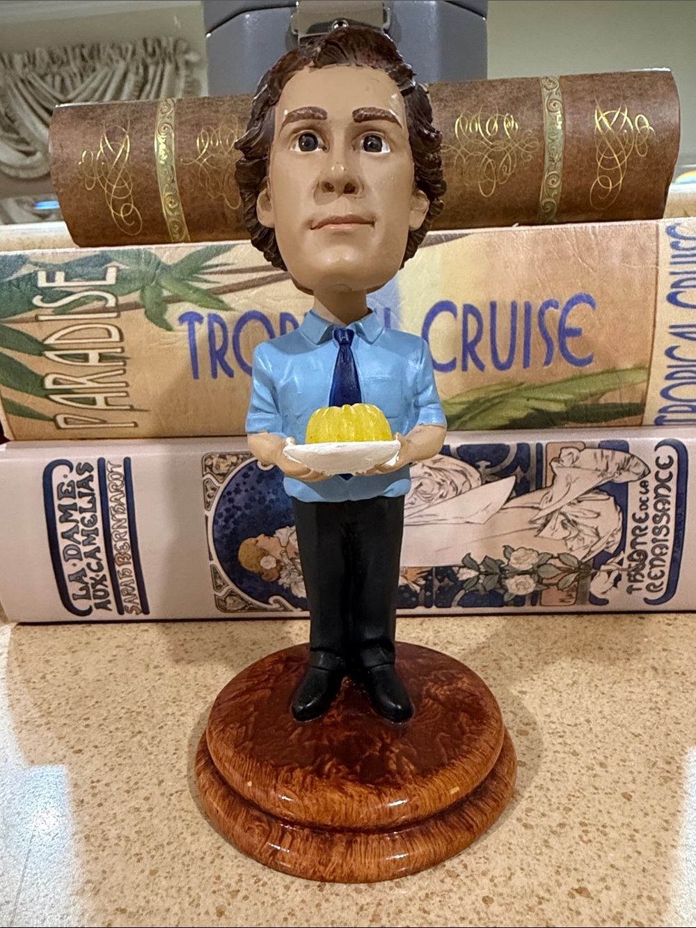 THE OFFICE BOBBLEHEAD “JIM HALPERT” UNIVERSAL NETWORK TELEVISION COLLECTIBLE